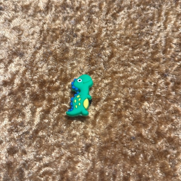 Kids Green Dinosaur Jibbitz Shoe Charm Accessory For Crocs & Shoes New 5/$15 - Picture 3 of 5